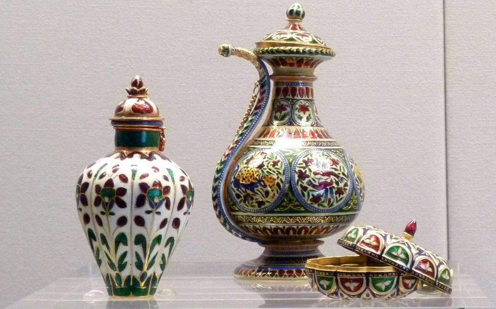 2009 Group of 23,000 Chinese Artifacts
