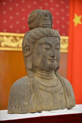 Qing Guanyin Statue