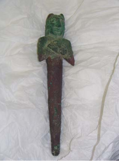2001 Sumerian Peg Figurine